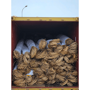 Matière de rotin brut pour la fabrication de meubles offrant une flexibilité naturelle, une épaisseur uniforme et une performance de tissage solide - Product Image 1