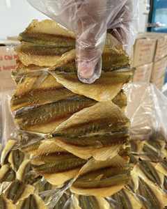 Pescado Amarillo Seco con Rayas, Marinado con Chile Picante, Pescado Seco al Sol, Ingrediente para Cocinar, Pescado Amarillo Seco de Vietnam - Product Image 3