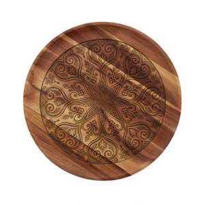 Plato de madera de mango marrón con diseño de corazón tallado, plato decorativo redondo para bodas, hogar y catering. - Product Image 3