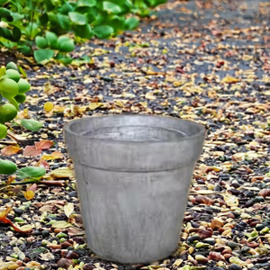 Pots de fleurs minimalistes en béton avec forme ronde pour arrangements de jardin sur le toit et cours - Product Image 4