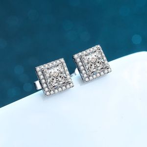 Pendientes de Plata 925 con Diamantes Cultivados en Laboratorio, Corte Princesa, Ligeros, Joyería Fina para Mujer, Regalo Elegante y Clásico - Product Image 2