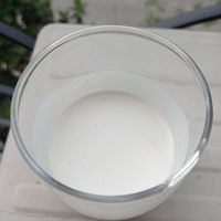 Caoutchouc naturel en latex HA 60% DRC, matière première de caoutchouc liquide de haute qualité pour produits de trempage