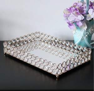 Bandeja de Servir Rectangular de Cristal con Asa, Mejora la Experiencia Gastronómica con un Brillo Claro y un Diseño Atemporal - Product Image 5