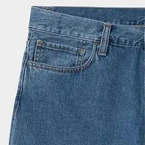 กางเกงยีนส์ขาสั้นสีน้ำเงิน ผ้าฝ้าย 100% แบบถักทอ เหมาะสำหรับฤดูร้อน - Product Image 5