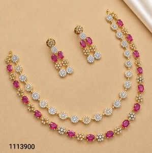 Gold Plated Women's <b>Necklace</b> and Earring Set with Pink Crystal and Rhinestone Flower Design for Wedding Romantic Jewelry - Product Image 4