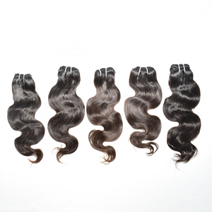 Cheveux Indiens Naturels Remy 100% Non Transformés, Vierge, Ondulés, Toutes Textures, Cuticules Alignées, Extensions de Cheveux Humains d'Inde du Sud - Product Image 2