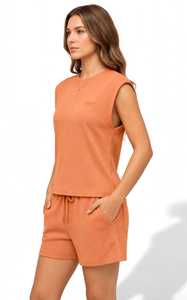 Ensemble 2 pièces pour femmes, haut sans manches à col rond et short à cordon de serrage avec poches, tenue d'été décontractée - Product Image 3