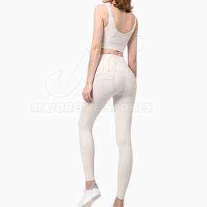 Ensemble de yoga tendance : leggings de fitness et soutien-gorge de sport assorti, parfait pour la salle de sport, le yoga, la course à pied et l'entraînement - Product Image 2