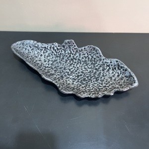 Bandeja de Aluminio con Acabado Antiguo, Diseño Único, Decoración para el Hogar, Diseño Artesanal, Artesanía Metálica - Product Image 4