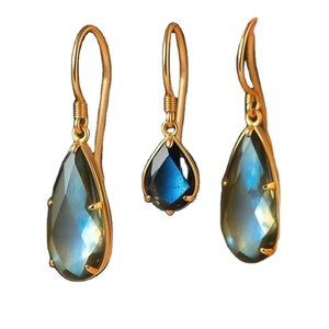 Boucles d'oreilles de créateur pour femmes Labradorite bleue 925 Boucles d'oreilles en argent sterling massif avec pierres précieuses naturelles Bijoux faits à la main - Product Image 1
