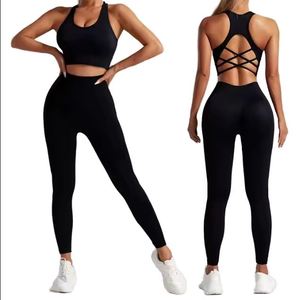 Conjuntos Deportivos de 2 Piezas para Mujer al por Mayor: Leggings de Yoga Elásticos de Cintura Media de Spandex/Poliéster y Sujetador Elástico de Cintura Sólida - Product Image 1