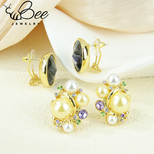 Bold Fashion America Style 14K Gold Plated <b>Crystal</b> Drop <b>Earrings</b> High Quality Irregular Unique Hoop <b>Earring</b> For Bulk Sale - Product Image 3