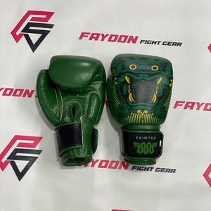 Gants de boxe Muay Thai personnalisés Fairtex de qualité supérieure, imprimés en vert, OEM ODM, gants de sparring professionnels en cuir véritable - Product Image 2