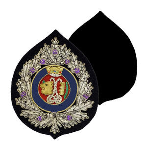 Badges brodés sur mesure de haute qualité en fil de bullion, écologiques, sans nickel, de luxe, lavables pour vêtements - Vente en gros - Product Image 3