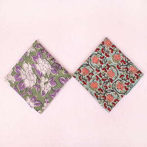 Élégant foulard carré en coton imprimé à la main pour femme, bandana 100 % coton, turban de qualité supérieure pour la randonnée, les voyages et les activités de plein air - Product Image 3