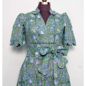 Robe midi pour femme en coton indien imprimé à la main, col en V, manches courtes, silhouette droite, idéale pour les fêtes, les vacances d'été à la plage - Product Image 4