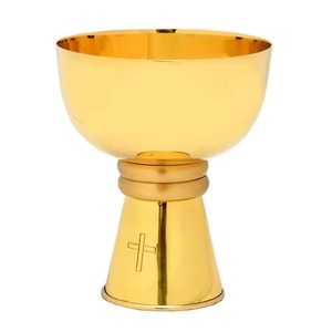 Cáliz Metálico Clásico para Culto Religioso, Ceremonia de Altar, Comunión y Servicio de Oración - Product Image 1