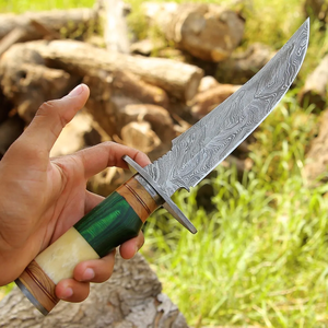 Cuchillo de caza LEGACY BLADES con logotipo personalizado, hoja fija de acero de Damasco de grado industrial, punta caída, mango de madera, para camping y actividades al aire libre. - Product Image 3