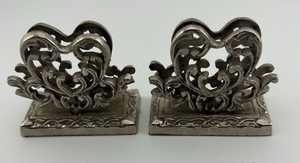 ที่ใส่กระดาษเช็ดปากรูปหัวใจโลหะสไตล์วินเทจ – ของตกแต่งโต๊ะสไตล์บ้านไร่แบบเรียบง่าย – โลหะตกแต่งอย่างประณีต - ชุด 2 ชิ้น - Product Image 2