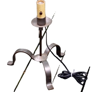 Lampe de table vintage en fer forgé, meilleure qualité, porte-bougie décoratif de luxe pour la maison, prix d'usine, bougeoir - Product Image 1