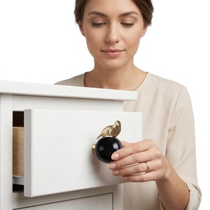 Poignées et Boutons de Meubles en Résine, Bois et Métal – Modernes, Écologiques et Multifonctionnels pour Cuisine, Salon, Salle de Bain, Chambre et Bureau à Domicile - Product Image 2