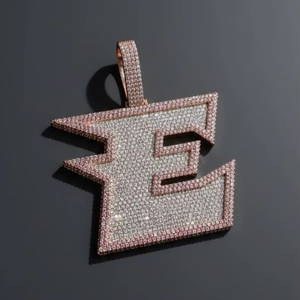 Pendentif Hip Hop personnalisable lettre E serti de moissanite en argent sterling 925 – Bijoux fins et breloques - Product Image 1
