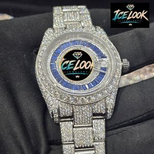 ICE LOOK JEWELERY นาฬิกาข้อมือสแตนเลสสตีลสุดหรูสำหรับผู้ชาย 40 มม. คริสตัลแซฟไฟร์ อะนาล็อก ควอตซ์ หน้าปัดสีน้ำเงิน สายขนาด 20 มม. - Product Image 2