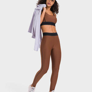 Ensemble de yoga 2 pièces pour femme, marron uni, avec crop top dos nageur et leggings taille mi-haute, bordure contrastante, sans couture, en Spandex, tenue de sport - Product Image 3