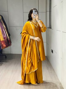 ชุดเดรสผ้าฝ้ายดีไซน์ใหม่ล่าสุดพร้อมผ้าคลุมไหล่พิมพ์ลายสวยงาม พร้อมส่ง ชุดออกงานสำหรับผู้หญิง - Product Image 2