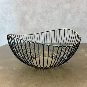 Panier à fruits élégant en métal pour comptoir de cuisine, porte-fruits en fil métallique, bol à fruits pour table à manger, décoration de la maison - Product Image 1