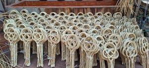 Escobilla para Alfombras de Ratán de Color Marrón, Grosor de 3 cm, Escobilla Duradera para Limpiar el Polvo, Fabricante y Proveedor de Vietnam - Product Image 2