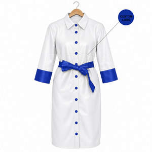 Robe chemise blanche Cosh International Sorority Sisterhood avec poignets contrastants bleus et ceinture, longueur genou, tenue de bureau professionnelle - Product Image 1