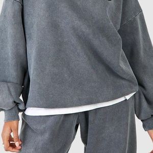 Sudadera de cuello redondo con lavado ácido para mujer, de alta calidad, precio económico, con logo personalizado. - Product Image 5