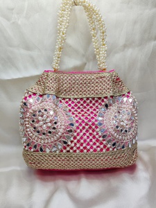 Bolso Potli de Lujo, Diseño Moderno y Bonito, Bordado con Cuentas, Hecho a Mano en India, para Bodas y Fiestas, con Doble Correa, Ligero - Product Image 4