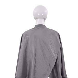 Vente en gros de capes de barbier personnalisées avec logo, imperméables, en nylon/polyester, durables et écologiques - Product Image 3
