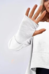 Fabricant de sweat-shirts pour femmes en gros, OEM, logo personnalisé, broderie personnalisée, sweat-shirt en molleton de coton de qualité supérieure à col rond - Product Image 3