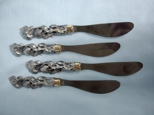 Sheepsfoot Butter <b>Knife</b> <b>Set</b> 4pc Straight Edge Carbon Steel Blade Ornate Handle Kitchen Utensil - Product Image 1