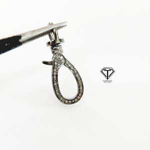 Cierre de Langosta Chapado en Plata de Ley 925 con Diamantes Pavé, Acabado Artesanal para Joyería - Product Image 2
