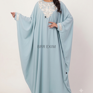 ชุดเดรสยาวมุสลิมแบบเรียบร้อยสำหรับผู้หญิง ผ้าคลุมอาบายะห์ปักลายสีฟ้าอ่อนสุดหรู พร้อมฮิญาบเข้าชุด - Product Image 5