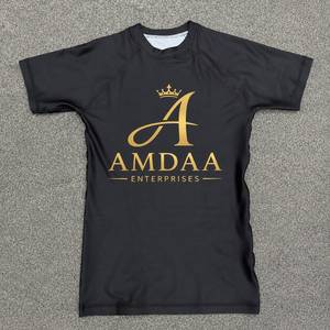 เสื้อรัดรูปแขนสั้นแบบยูนิเซ็กซ์ สีดำ แดง ขาว พิมพ์ลายแบบซับลิเมชั่น ระบายอากาศได้ดี แห้งเร็ว 220 กรัม ผ้ายืดสแปนเด็กซ์/โพลีเอสเตอร์ - Product Image 1