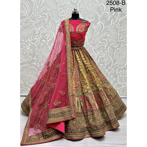 Collections de velours de vêtements de mariée indiens pour la mariée avec le travail de Zarkhan par Fabzone - Product Image 6