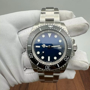 Reloj de Buceo Automático Vintage de Acero Inoxidable con Esfera de Cristal, Esfera Azul Degradada, Bisel de Acero Inoxidable, Movimiento Mecánico ETA - Product Image 1