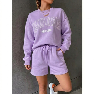 Una vez que lo pruebes, te darás cuenta de que este conjunto de top de cuello alto y pantalones cortos para mujer es cómodo, cálido, relajado y elegante para uso diario y que no querrás cambiarlo. - Product Image 1