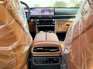 NUEVO Genesis GV80 2025, SUV Plateado, Especificaciones GCC, 2999cc, 299hp, 7 Plazas, Gasolina, 4 Cilindros, Volante a la Izquierda, Transmisión Automática - Product Image 6