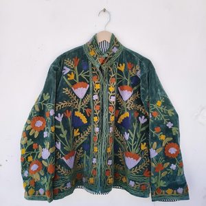 Chaqueta Suzani de Terciopelo Bordada a Mano, Estilo Boho Floral, Abrigo de Invierno con Cuello Alto, Logotipo Frontal, Relleno de Algodón, Transpirable - Product Image 6