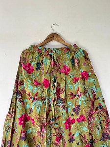 Hermosa Falda Estampada Hecha a Mano, Falda Maxi Boho de Algodón con Diseño de Pájaros - Product Image 2