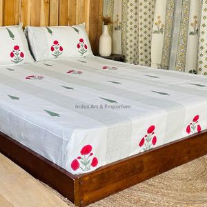 Juego de Sábanas con Estampado Artesanal Sanganeri de la India, Sábanas con Funda de Almohada - Product Image 5