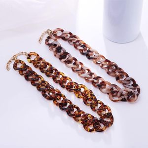 Resin Craft Artisan Handmade Resin Necklace for Women Party Style fashion pendant necklaces fashion jewelry necklaces - Product Image 2