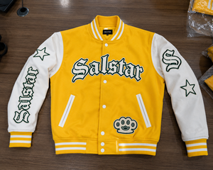 แจ็คเก็ตวาร์ซิตี้สีเหลืองขาวแบบกำหนดเองสำหรับผู้ชาย แจ็คเก็ตเบสบอลแบบ Letterman เสื้อแจ็คเก็ตบอมเบอร์สตรีทแวร์ ผู้ผลิตขายส่ง - Product Image 6