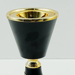 Encensoir moderne en bois noir, finition de luxe, avec insert métallique doré et pompon décoratif, pour Bakhoor, vente en gros - Product Image 3
